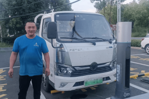 十年老司机辗转重回货运路，为何独选奥铃智蓝EM？