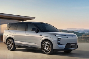 腾势N8L新车热销，比亚迪高端化迎来“加速度”