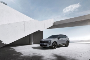 起亚新狮铂拓界上市 推“全国焕新一口价”10.99万元起