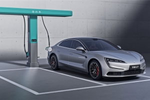 仰望2026款旗舰矩阵联袂上市，重塑高端出行体验