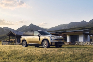 领克900大五座上市：一台能装下“全家福”的移动大平层