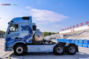 东风天龙KH L2 +智能牵引车，解锁图灵驭境智驾体系真实实力